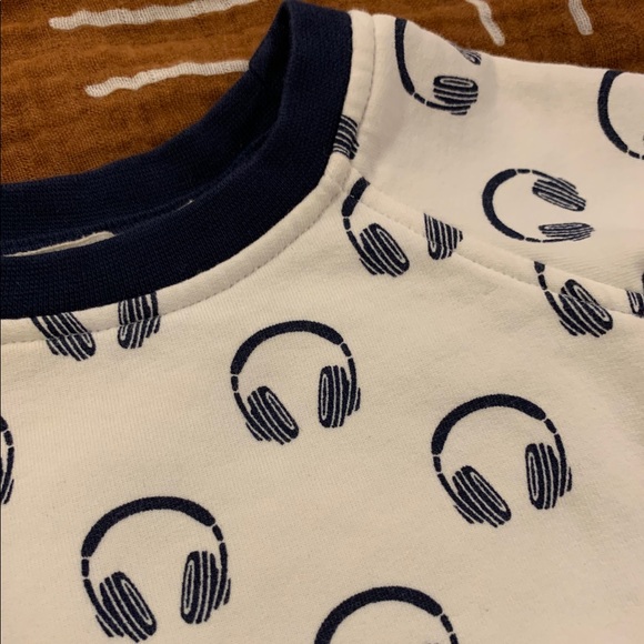 Monica and Andy sweatshirt - Picture 3 of 3